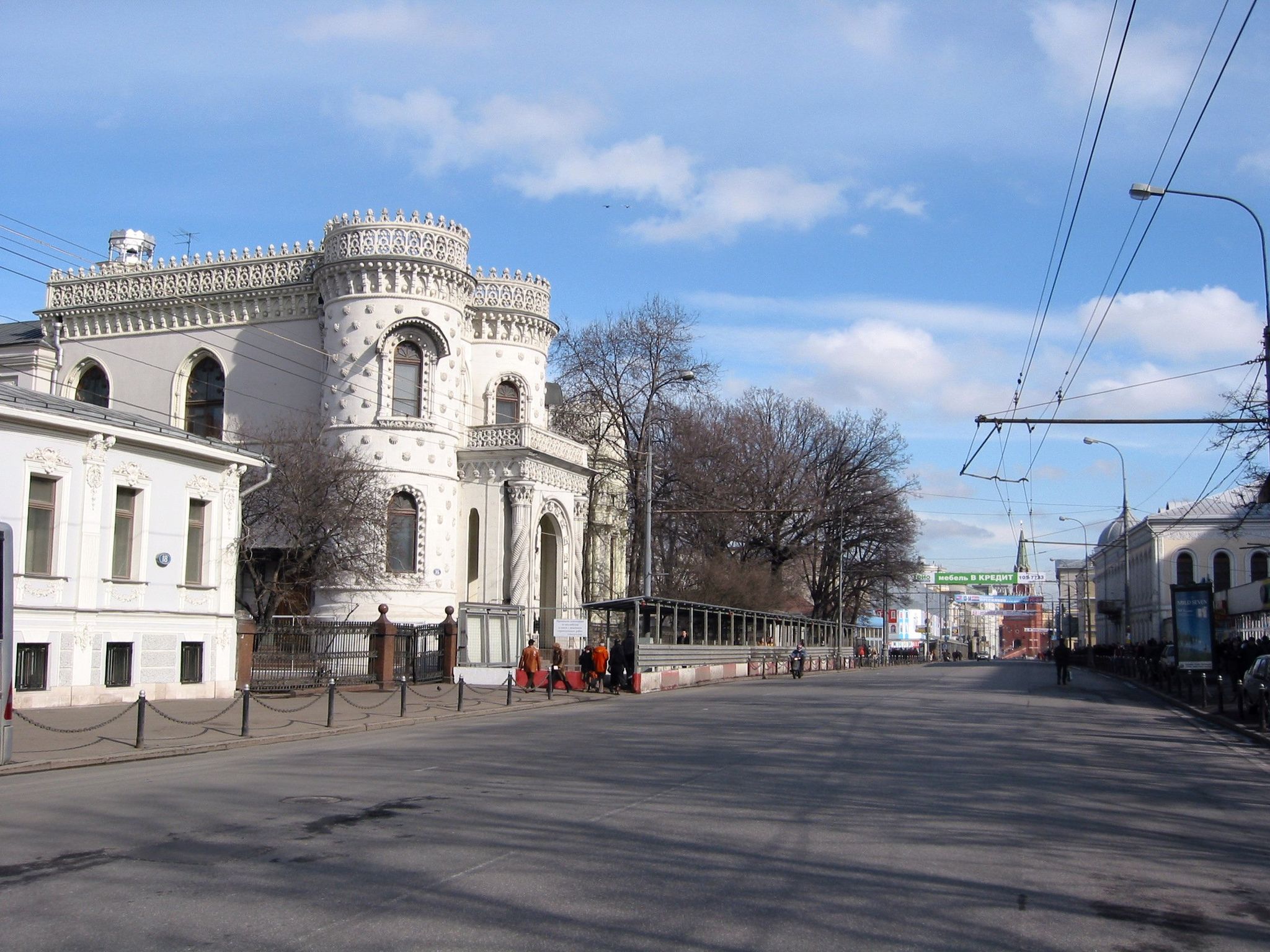 Улица Воздвиженка - район, индекс, метро в Москве