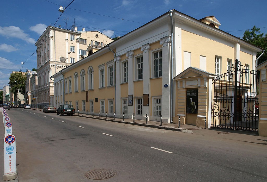 Переулок Леонтьевский